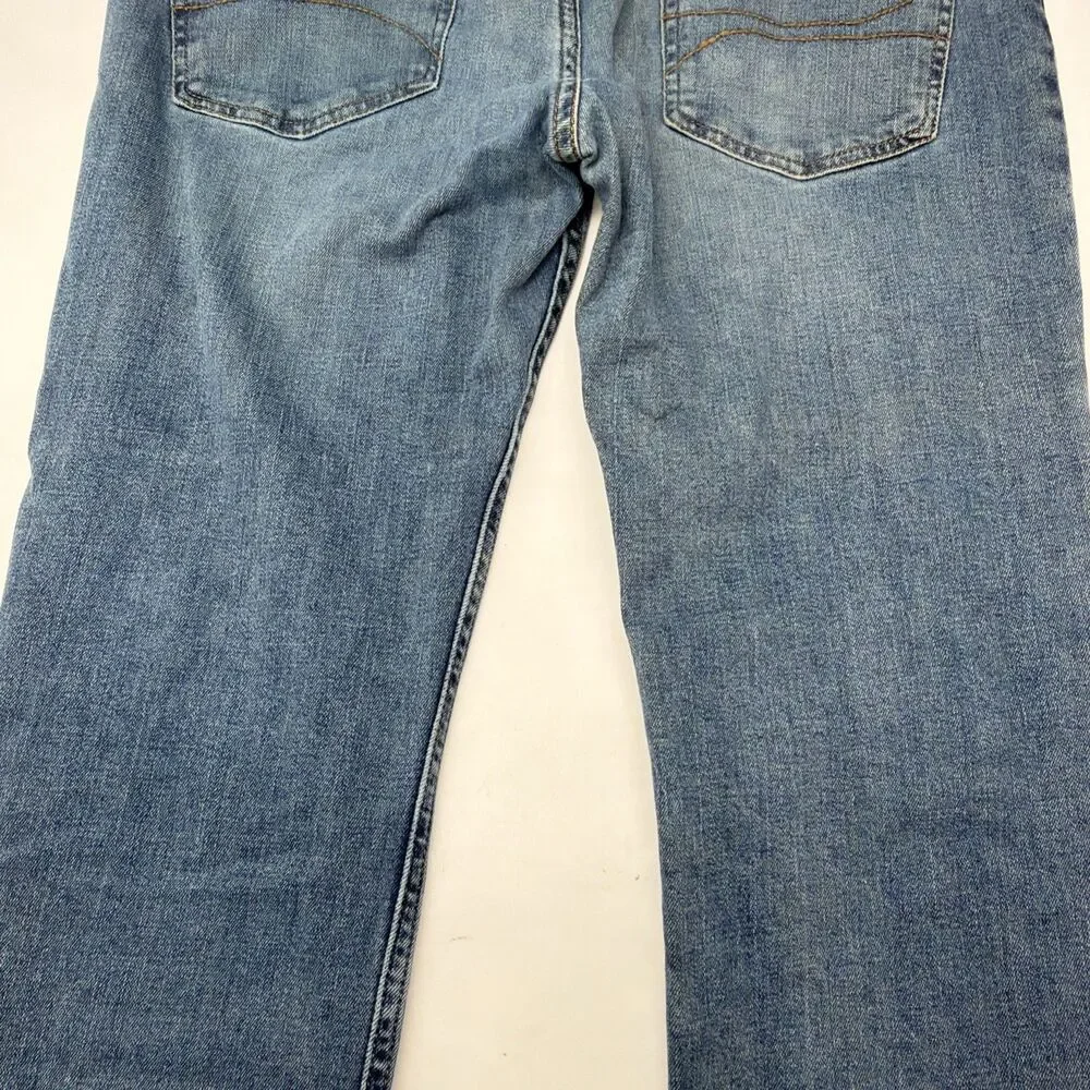 Hollister Jeans Mens Size 32x32 Epic Flex Boot Cut Med Wash Blue Denim Fits
